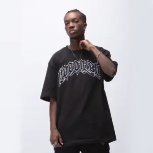 Camiseta Hoodrich Oversized Gothic